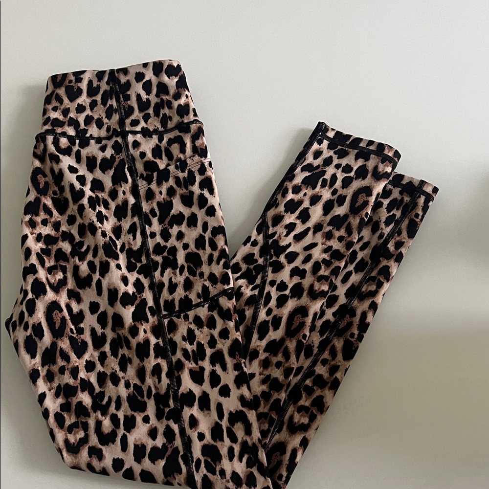 Victoria's Secret Leopard Print Leggings